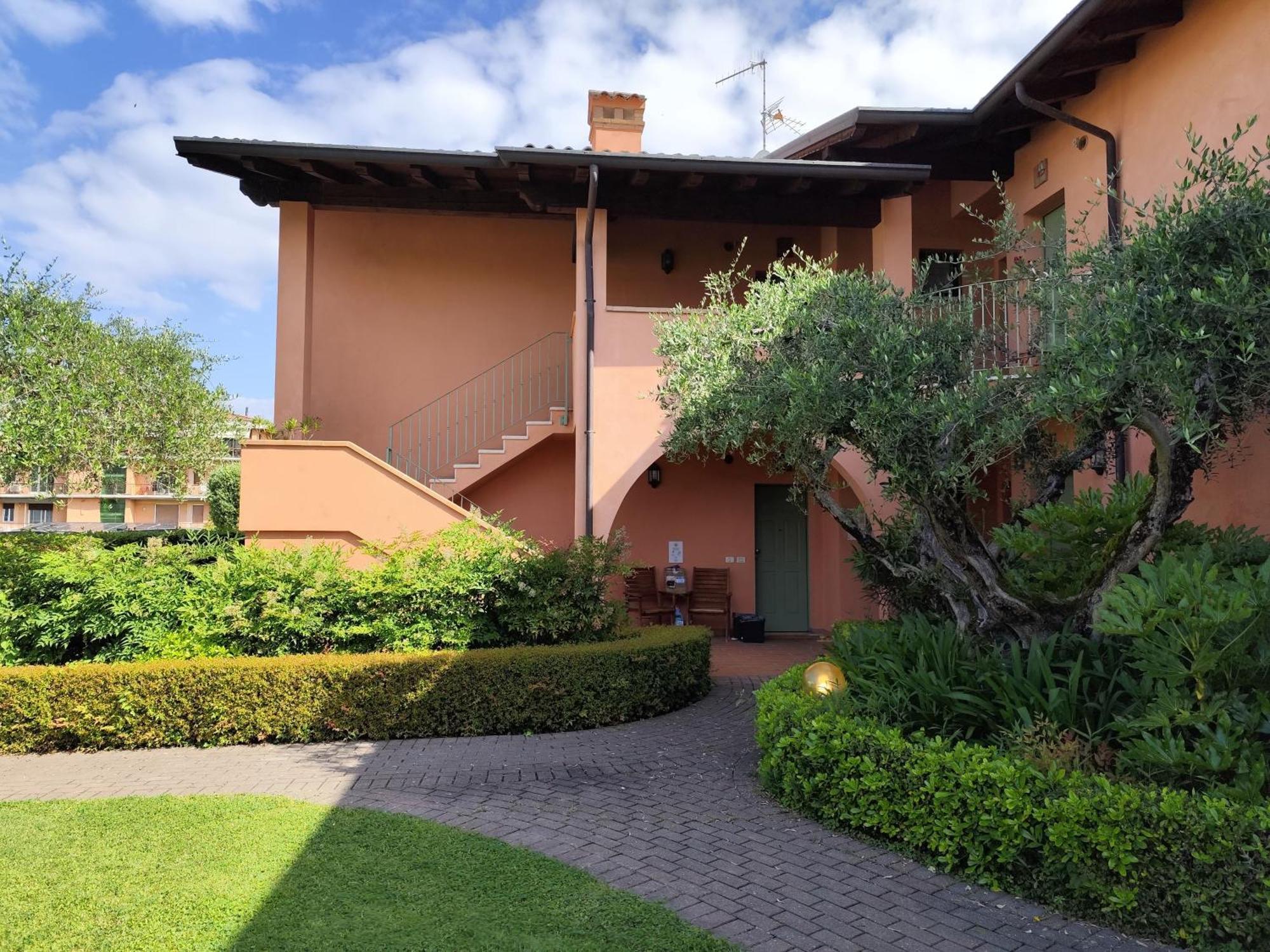 Bellasirmione Holiday Apartments Sirmione Exterior foto