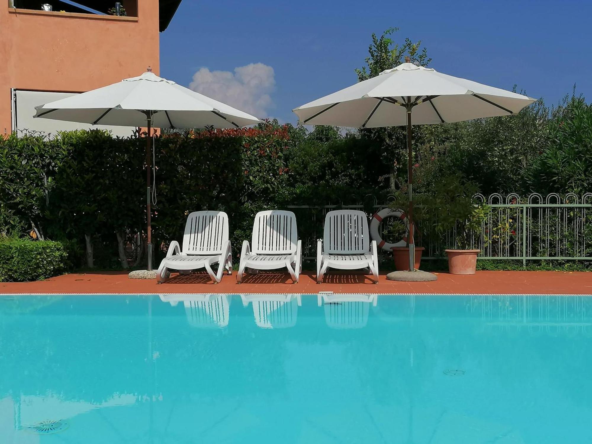 Bellasirmione Holiday Apartments Sirmione Exterior foto