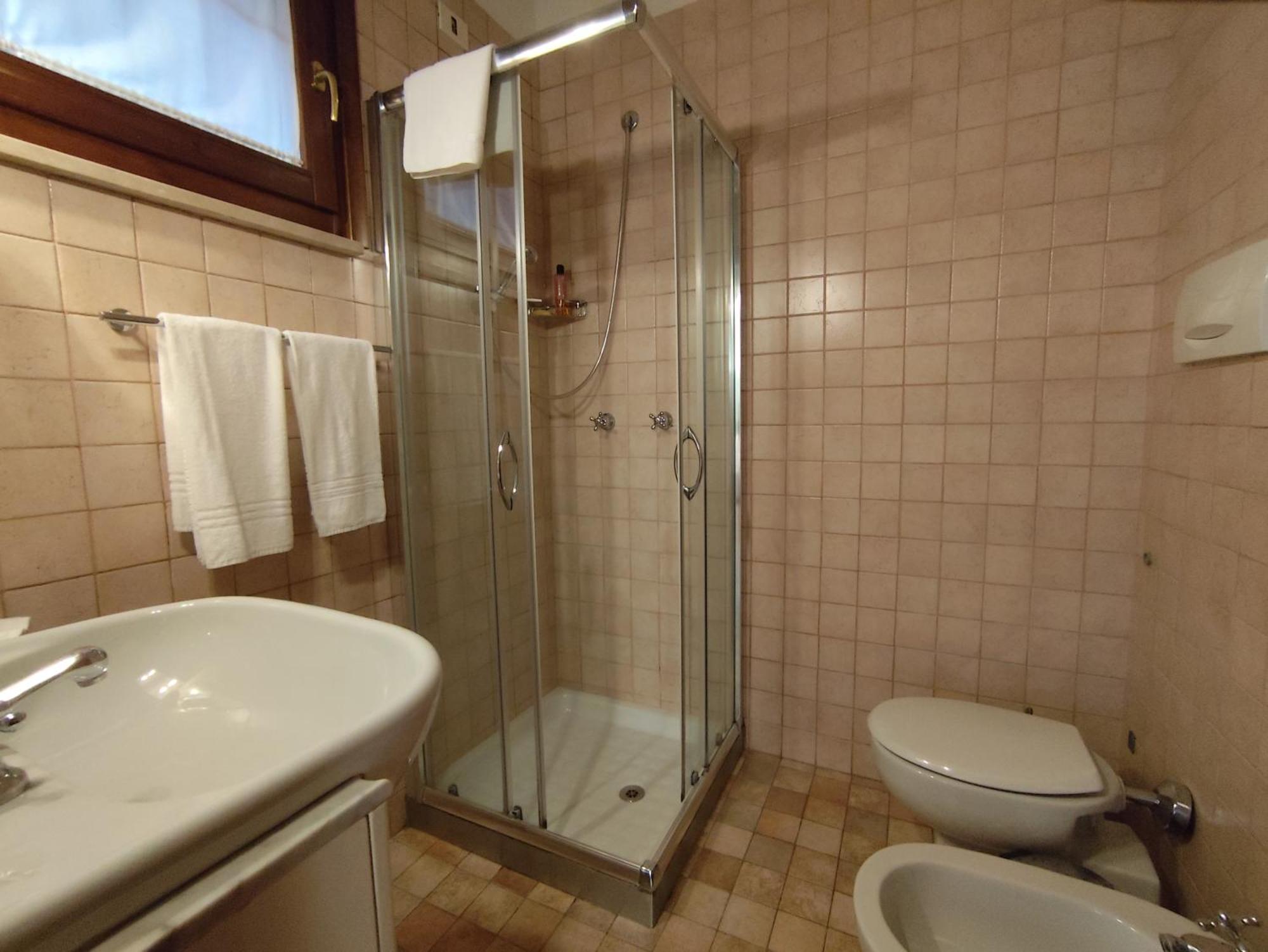 Bellasirmione Holiday Apartments Sirmione Exterior foto