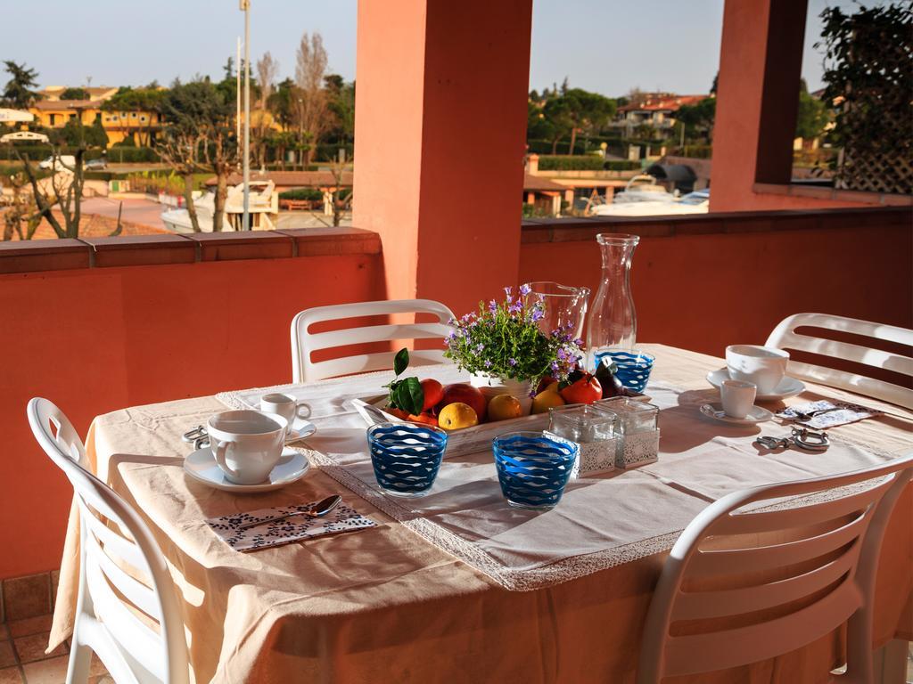 Bellasirmione Holiday Apartments Sirmione Quarto foto