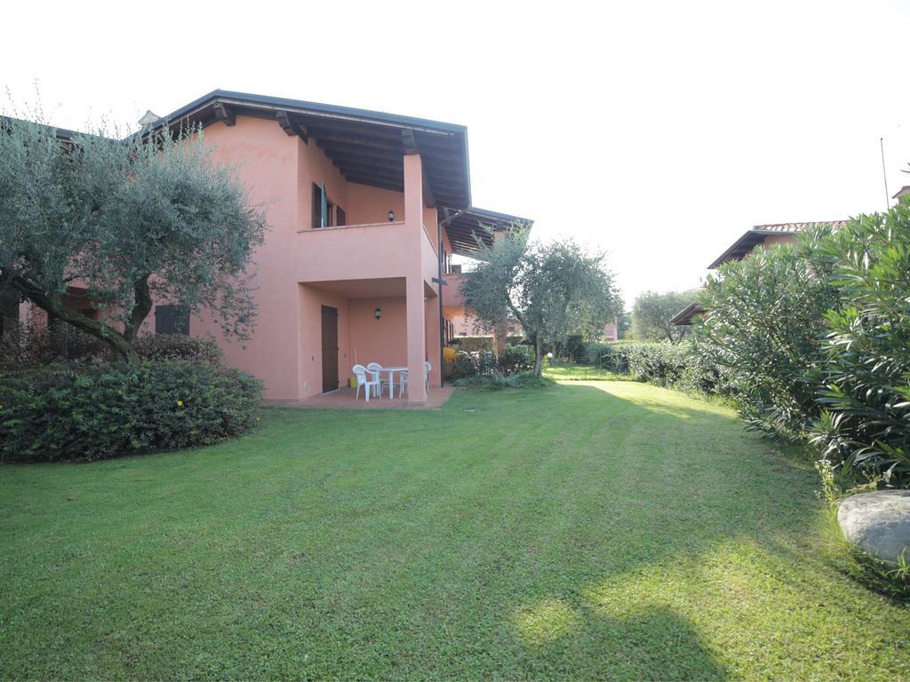 Bellasirmione Holiday Apartments Sirmione Exterior foto